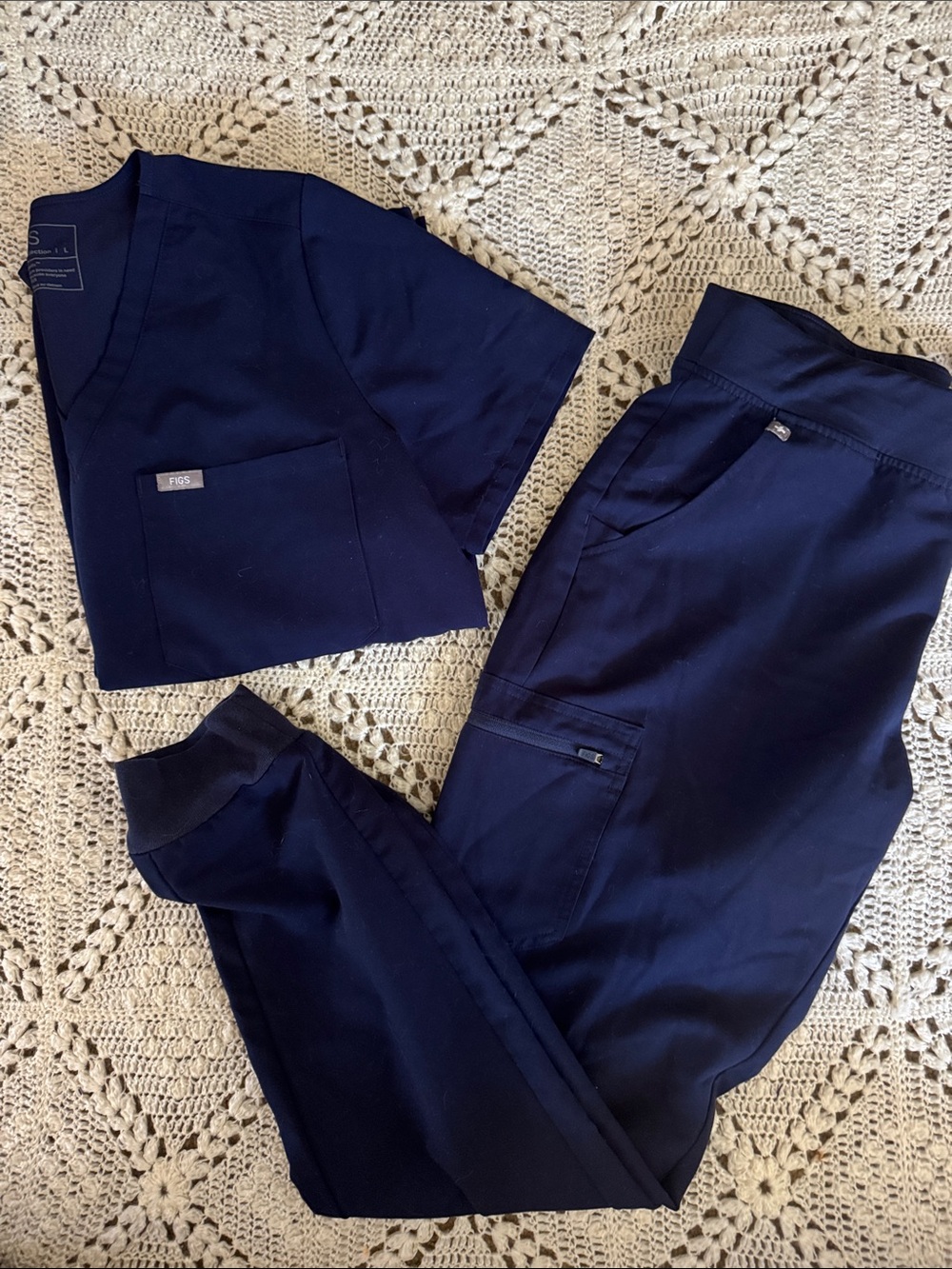 Figs Navy Women's Scrub Top and Jogger Pants Set